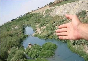 خطر ورود فاضلاب به مزارع &laquo;پابرج&raquo; + فیلم