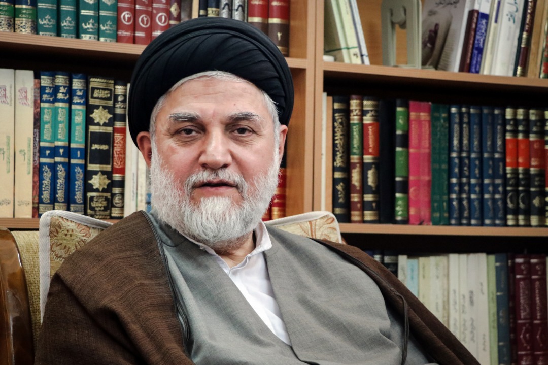 کسی به اجبار دین دار و مسلمان نمی&zwnj;شود/ برخی مراکز اسلامی خارج کشور با دوربین&zwnj;های مداربسته پلیس کنترل می&zwnj;شوند/ جوان هیپی تصور می&zwnj;کرد از آسمان آمده&zwnj;ام