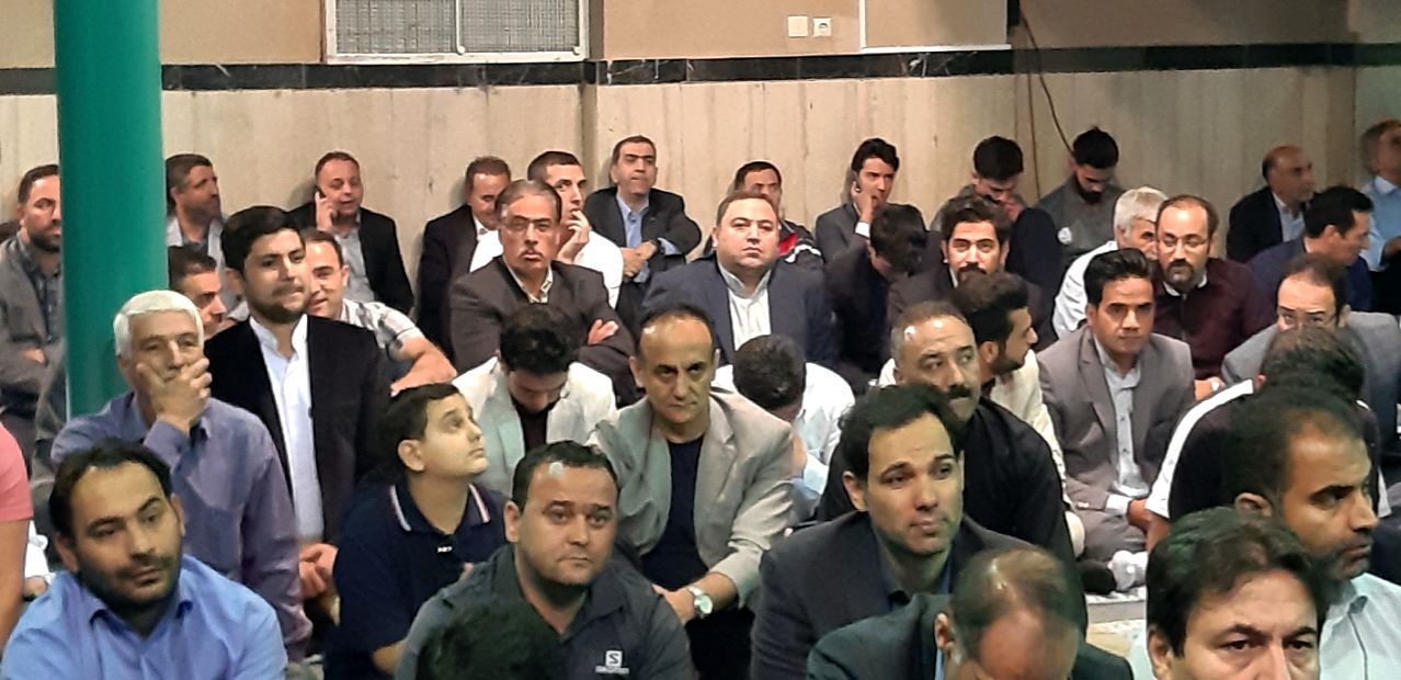 دیدار جامعه ورزش و&zwnj;جوانان با یادگار امام راحل(ره)