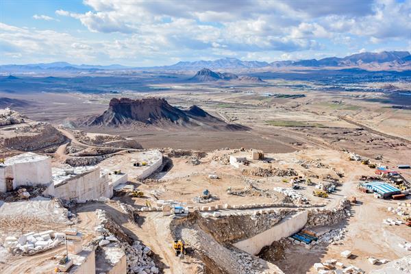 رتبه سوم تعاونی های معدن درحال بهره برداری استان مرکزی