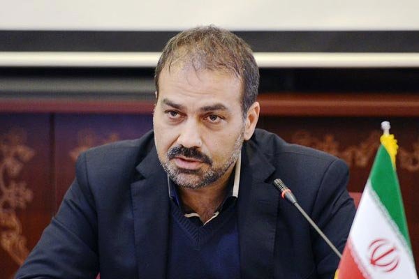 ناظمی: عرب در پرسپولیس می ماند و به کارش ادامه می دهد
