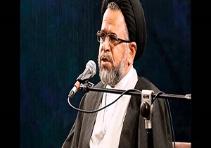 دشمن در برابر قدرت اندیشه امام خمینی (ره) مستأصل شده است
