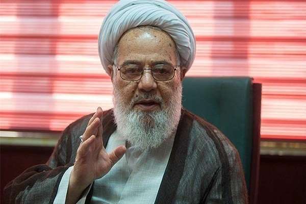 قیام حضرت امام خمینی (ره) مبتنی بر حکمت دقیق فوق العاده بود