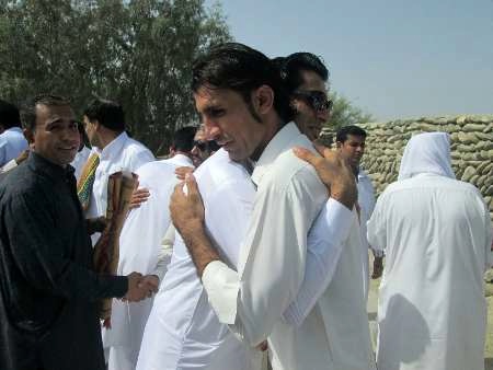عید فطر در پایتخت وحدت ایران /بستن توشه یک ساله با اقامه نماز عید سعید فطر