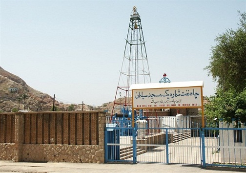 محدودیت&zwnj;های ترافیکی در جاده&zwnj;های مازندران اعلام شد/حفاری نفت در بیابان به عشق ایران با زبان روزه/امام از جنس مردم بود