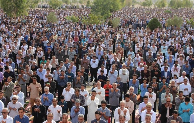 نماز عید فطر در سیستان و بلوچستان اقامه شد +تصاویر نماز عید فطر در سیستان و بلوچستان اقامه شد +تصاویر