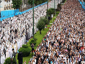 نماز شکوه بندگی پس از یک ماه روزه داری