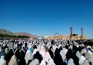 حضور پر شور  اقشار مختلف مردم بیرجند در نماز عید فطر