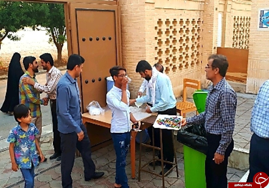نماز عید فطر در نقاط مختلف استان بوشهر برپا شد