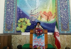 عید سعید فطر عید بزرگ مسلمانان است/ مسئولان توسعه و رشد را سرلوحه کار قرار دهند