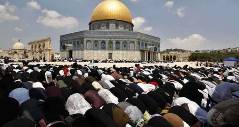 حضور دهها هزار فلسطینی برای اقامه نماز عیدفطر در مسجد القصی +تصویر حضور دهها هزار فلسطینی برای اقامه نماز عیدفطر در مسجد القصی +تصویر