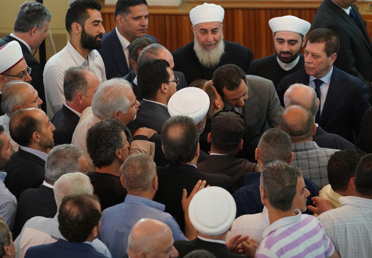 بشار اسد در نماز عید فطر دمشق حضور پیدا کرد + تصاویر