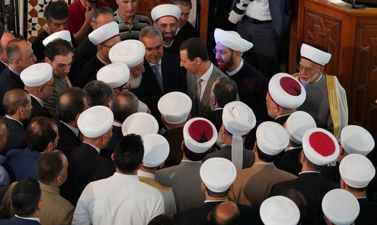 بشار اسد در نماز عید فطر دمشق حضور پیدا کرد + تصاویر
