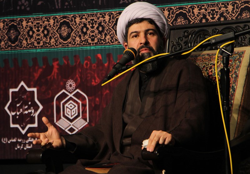 نماز عید فطر نمادی از همبستگی و وحدت مسلمانان جهان است