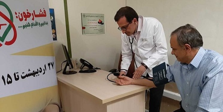 پیوستن استاندار خراسان رضوی به پویش ملی غربالگری فشار خون