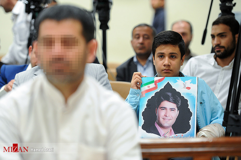 مروری بر حادثه تروریستی در مجلس / از شلیک ۱۵ هزار گلوله تا حیله داعشی ها با فارسی صحبت کردن
