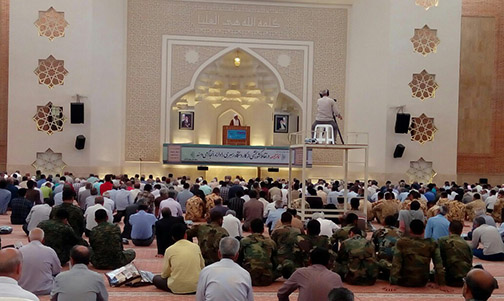مومنین در مقابل سختی ها تقوی و استقامت پیشه کنند