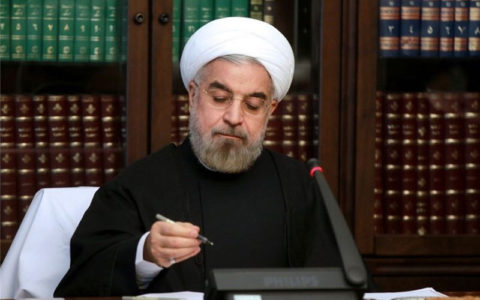 رئیس جمهور با استغفای بطحائی موافقت کرد رئیس جمهور با استغفای بطحائی موافقت کرد