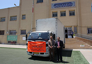 کمک ۶۰۰ میلیون ریالی مدارس فارس به آسیب دیدگان سیل