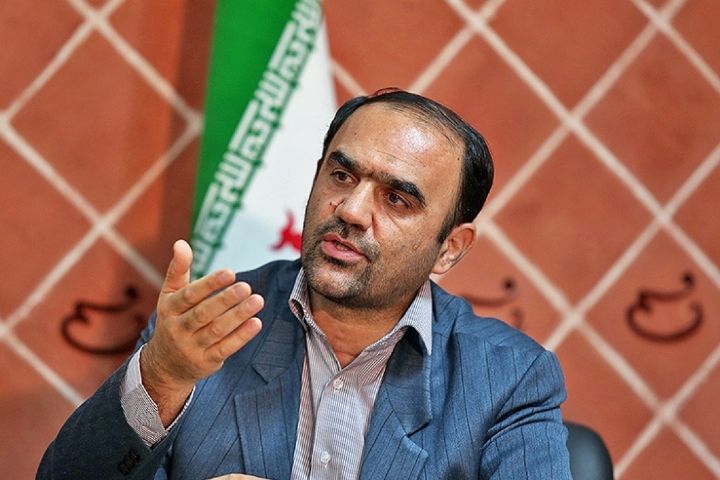 باید در برابر تحریم های کاخ سفید باآمادگی کامل عمل کنیم/با صادرات محصولات پتروشیمی به شرق از توطئه دشمن عبور خواهیم کرد
