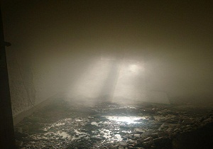 نجات مادر و فرزند از میان آتش