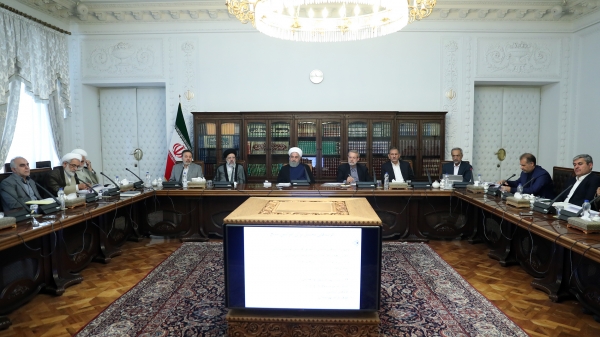 پرداخت ۱۰۰ درصدی حقوق، عیدی و مزایای کارکنان و بازنشستگان