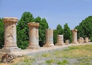 نحصربفردترین بنای سنگی ایران پس از تخت جمشید در انتظار تامین اعتبار