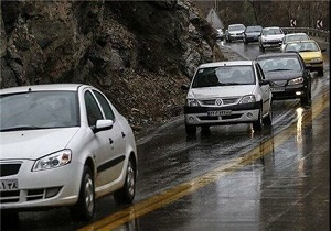 ترافیک روان در محورهای چالوس، هراز و فیروزکوه/ بارش پراکنده باران در خراسان رضوی