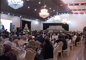 کمک ۴۰۰ میلیونی آبیکی‌ها در جشن گلریزان