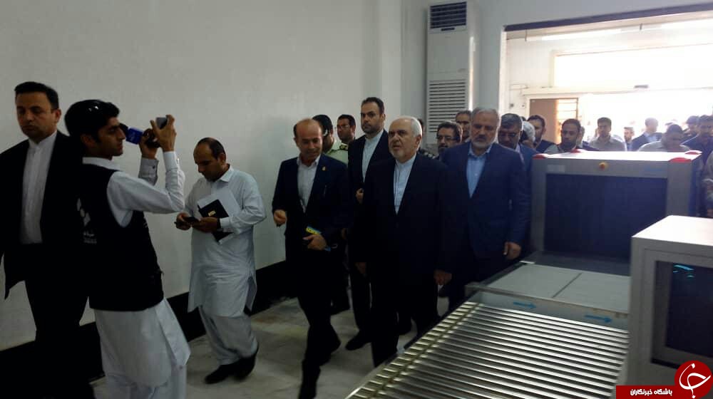 ظریف از سایت پتروشیمی &laquo;نگین مکران&raquo; بازدید کرد + تصاویر