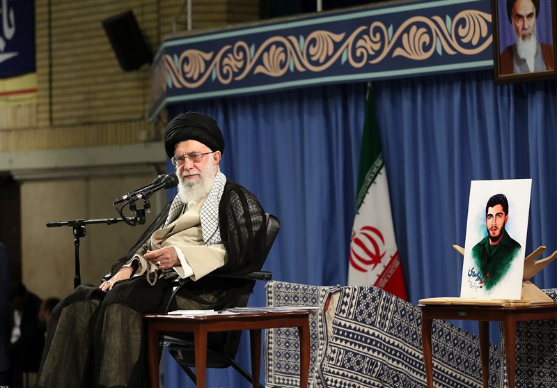 ماجرای ثمثال شهیدی که یک دانشجو به رهبر انقلاب اهدا کرد چه بود؟ + تصویر ماجرای ثمثال شهیدی که یک دانشجو به رهبر انقلاب اهدا کرد چه بود؟ + تصویر