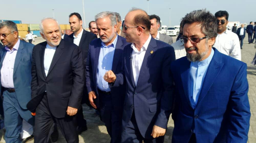 ظریف از سایت پتروشیمی &laquo;نگین مکران&raquo; بازدید کرد + تصاویر