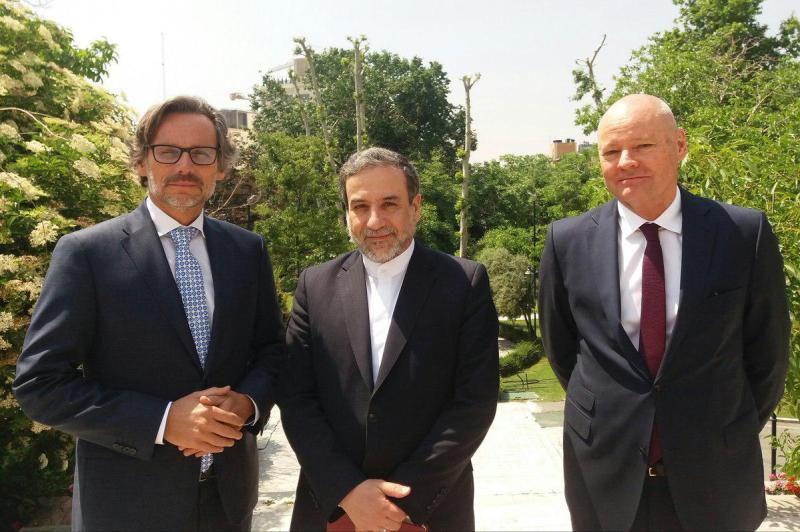 گفت&zwnj;وگوى مدیرکل سیاسى وزارت خارجه آلمان با عراقچى