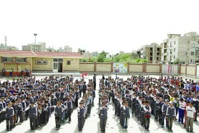 گرفتن شهریه از دانش آموزان تخلف محسوب می شود