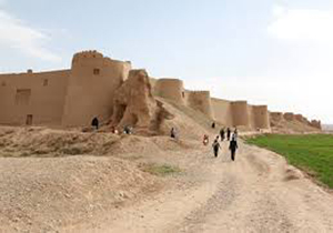 نمایشگاه ملی صنایع دستی عشایر در اسفراین بر پا میشود