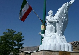 رونمایی از اِلمان شهدای ۲۸ دی سنندج با حضور سردار غیب‌پرور