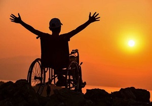 هنوز در جامعه ما افراد ناتوان محکوم به انزوا هستند