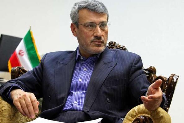واکنش بعیدی نژاد به هویتی جعلی به نام حشمت علوی در توئیتر