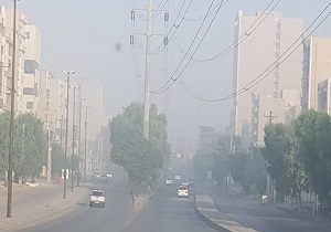 مهار کامل آتش در زباله دان اهواز کذب است/اختلال در دید رانندگان و مسافران بر اثر انتشار دود/پیگیری قضایی آتش سوزی پسماند در صورت عملی نشدن وعده‌ها