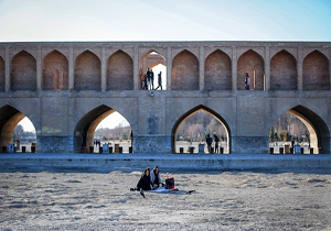 جزئیات نامه نمایندگان اصفهان در مجلس به رئیس جمهور/تکلیف ستاد احیای زاینده‌رود مشخص شود