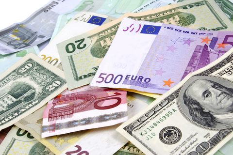 نرخ ۴۷ ارز بین بانکی در ۲۱ خردادماه/ ۱۷ اسعار دولتی ارزان شدند