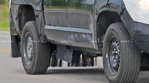 اولین آزمایش فنی خودرو Toyota Tundra Hybrid