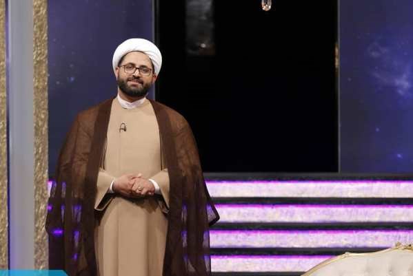 گفت و گوی عوامل برنامه «دعوت» با مردم در واحد ۱۶۲ سازمان صدا و سیما