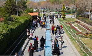 باغ گل‌ها میزبان جشن روز ملی گل