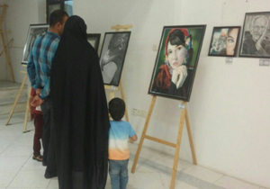 افتتاح دومین نمایشگاه گروهی نقاشی گالری گلستانه / لزوم ورود فرماندار نایین جهت حمایت از هنرمندان