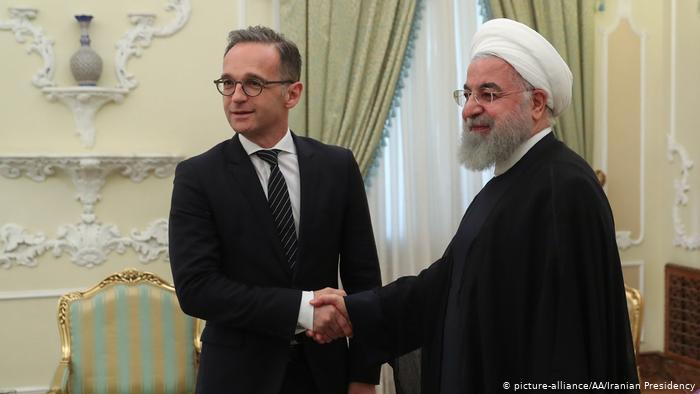 دویچه وله: تهران با وجود چاقوی تحریم&zwnj;های واشنگتن روی گلویش مذاکره نمی&zwnj;کند