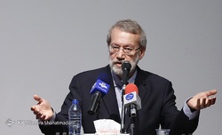 مرحوم احمدی با عقاید خود زندگی میکرد