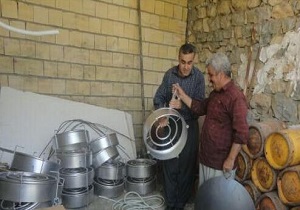توزیع ۴۰ عدد تنور و اجاق های گازی رایگان در بین روستاییان سروآبادی