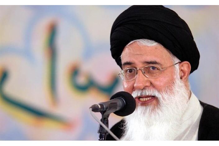 بعد از دفاع مقدس، توسعه اقتصادی، ناگهان به شکل غربی خود رسید