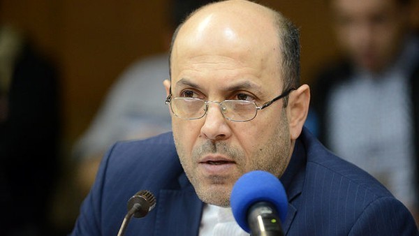 موضوع شفر را با کدخدامنشی باید حل کنیم/ رسانه&zwnj;ها تمایل دارند که رقم قرارداد استراماچونی را بالا نشان بدهند/ برای رحمتی در پدیده آرزوی موفقیت می&zwnj;کنم
